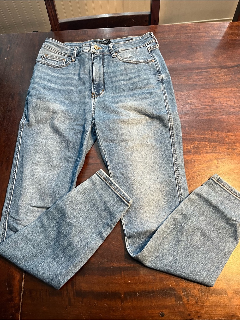 Judy Blue Light Wash Skinny Jeans